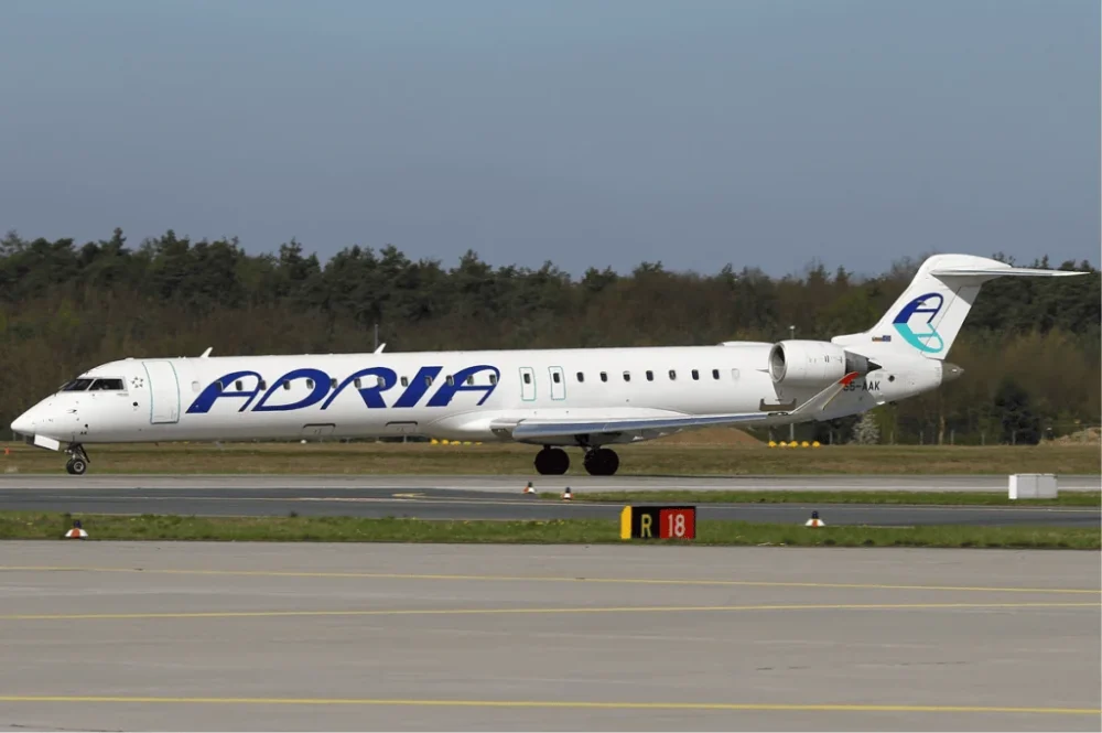 Bombardier CRJ 900