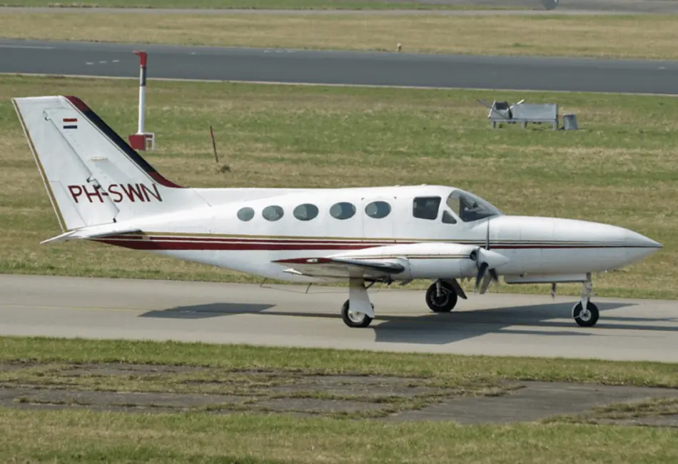 Cessna 414 Technische Daten