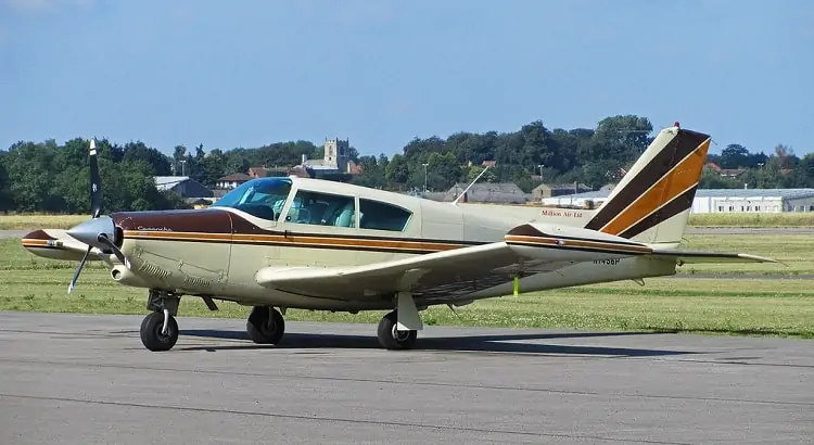 Piper PA-24